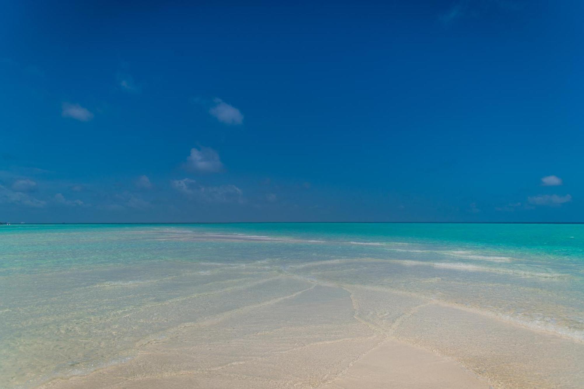 Aasna Inn Thulusdhoo Exteriör bild
